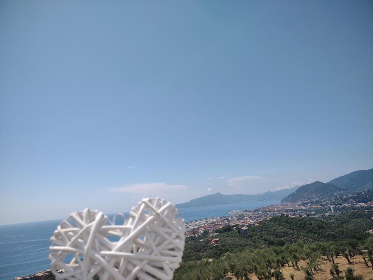 Sarina House Ocean View Villa Lavagna Bagian luar foto