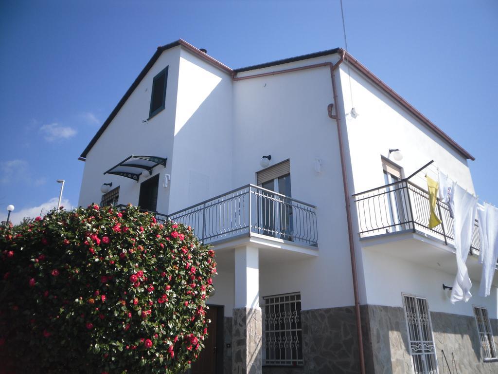 Sarina House Ocean View Villa Lavagna Bagian luar foto